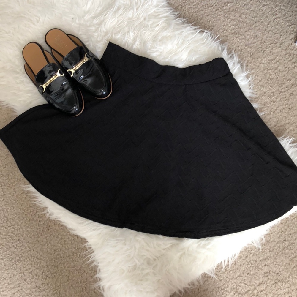 🖤SUPER CUTE BLACK SKIRT🖤